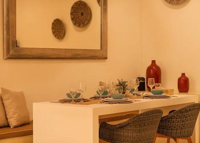 Stylish 3br Escape, 5 Mins To *