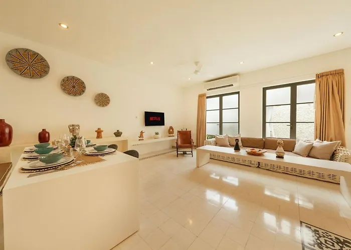 Stylish 3br Escape, 5 Mins To Семиньяк